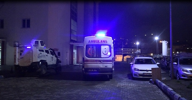 Hakkari'de üs bölgesine saldırı: 4 şehit 6 yaralı