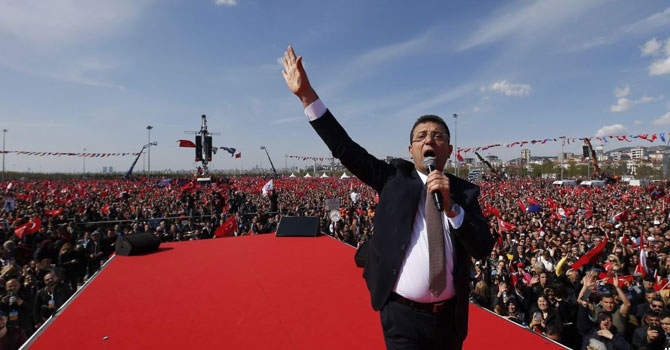 İmamoğlu 'Yeni başlangıç buluşmasında' konuştu