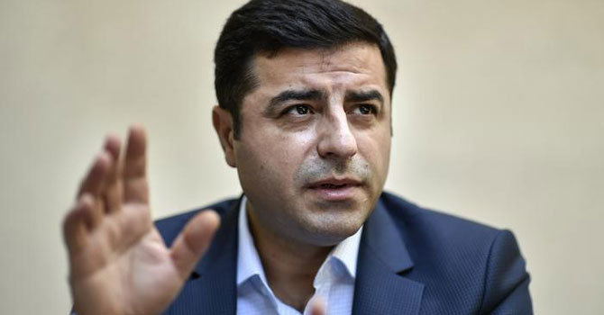 Demirtaş 2 belediyenin kaybedilmesine üzüldü