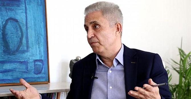 Hapis cezaları onanan Cumhuriyet Gazetesi çalışanları cezaevine girdi