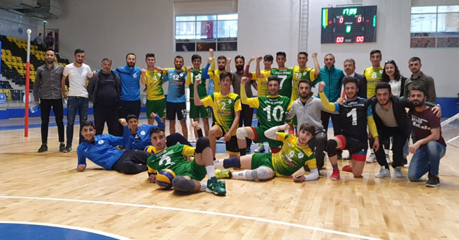 Hakkari Voleybol takımları bölge birincisi oldu!