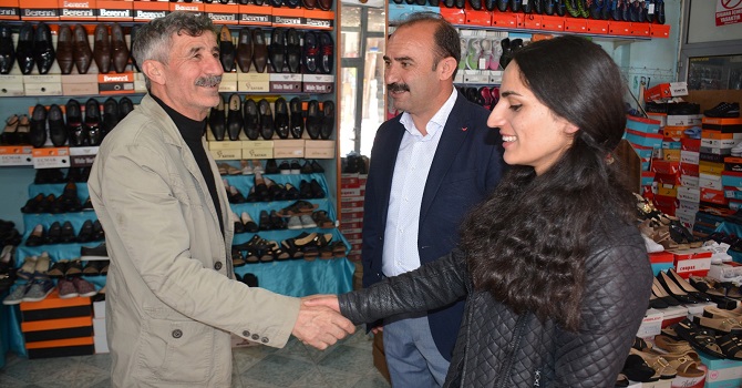 Eşbaşkan Karaman, pancarcı ve esnaf ziyareti yaptı