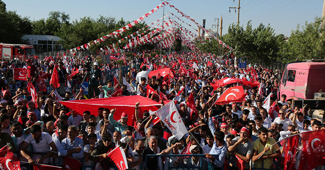 Saadet Partisi: İstanbul adayımızın oğlu işten çıkarıldı