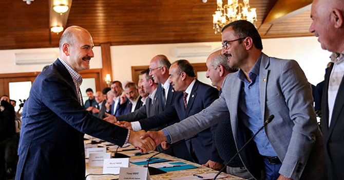 Soylu: Yaşlılar 'bize eksik pusula verildi' diyor