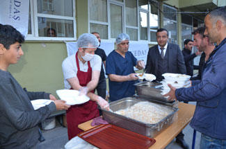 VEDAŞ ve VEPSAŞ Hakkari'de iftar verdi