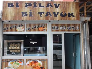 Hakkari’de 'Bi Pilav Bi Tavuk' açıldı