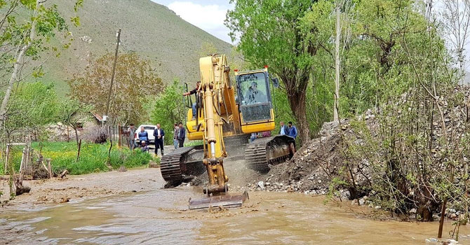 Hakkari Belediyesi altyapı çalışmalarına devam ediyor!