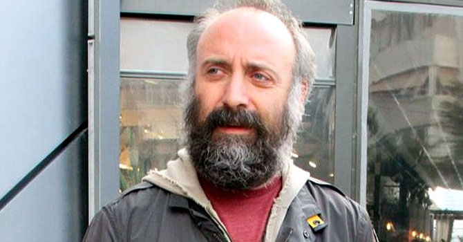 Halit Ergenç trafikte saldırıya uğradı