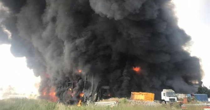 Tekstil fabrikasında yangın: 4 kişi yaşamını yitirdi