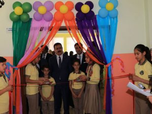 Hakkari'de Z- Kütüphanenin açılışı yapıldı