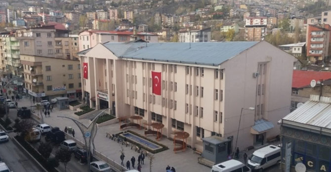 Hakkari'de bazı caddelere maskesiz çıkmak yasak!