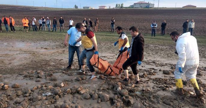 Ağrı'da sel ve yıldırım 4 can aldı