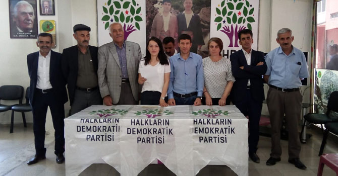 Hakkari HDP ve DBP'den hareketli seçmen açıklaması
