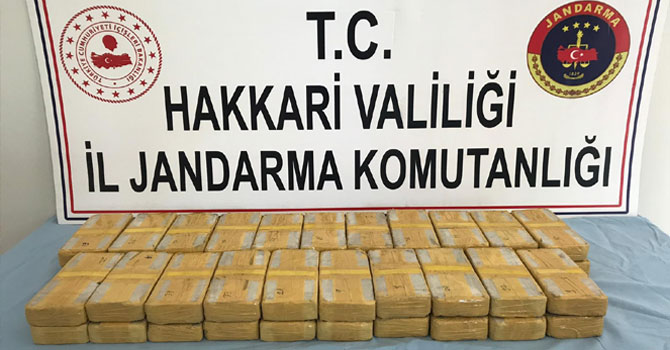 Yüksekova'da uyuşturucu madde ele geçirildi