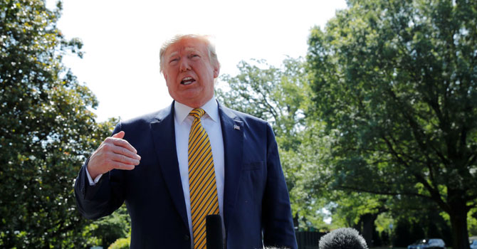 Trump'tan İran'ın düşürdüğü İHA'ya karşı dini lider Hamaney'e yaptırım kararı