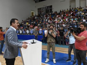 Hakkari'de "Yaz spor okulları" başladı