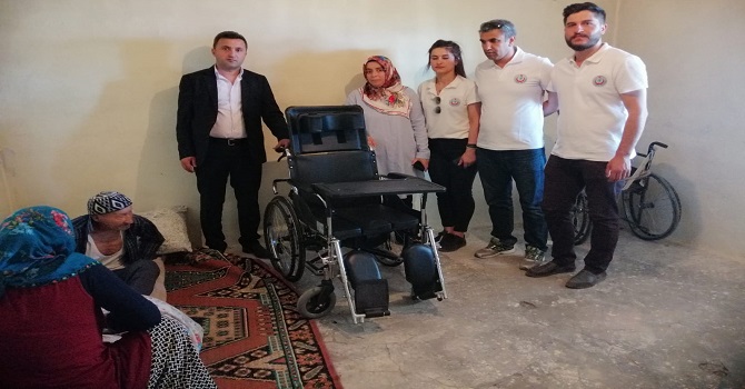 Hakkarili hayırsever Demir’den örnek davranış