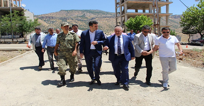 Derecik Umurlu Sınır Kapısı'nın açılması için çalışmalar sürüyor