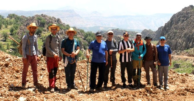 Doğa tutkunlarından Balkaya Dağları'na yürüyüş
