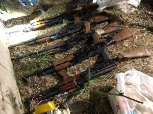 Yüksekova'da patlayıcı madde ve mühimmat ele geçirildi