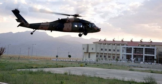 Hakkari'de askeri araca saldırı: 2 asker şehit, 1 yaralı
