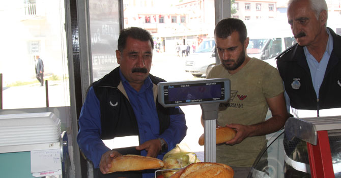 Başkale’de Gıda Denetimleri Sürüyor