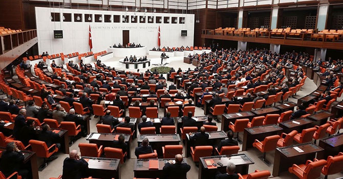 TBMM'deki 5 partiden ortak anayasa teklifi