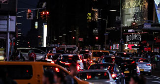 New York’un Kalbi Manhattan Karanlığa Gömüldü