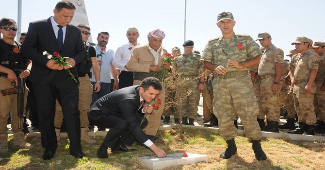 Derecik'te şehit ailelerine ziyaret