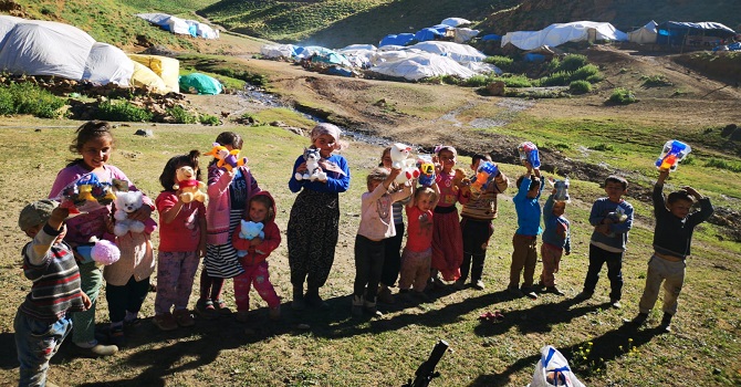 Hakkari'de Yayladaki Çocuklar İçin 3000 Rakıma Pedal Çevirdiler