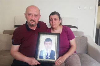 8 yıldır aydınlatılamıyor;