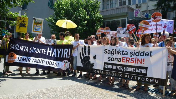 Sağlıkçılara yönelik saldırılar protesto edildi