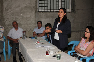 Kurt, Selimbey Mahalle sakinlerini dinledi