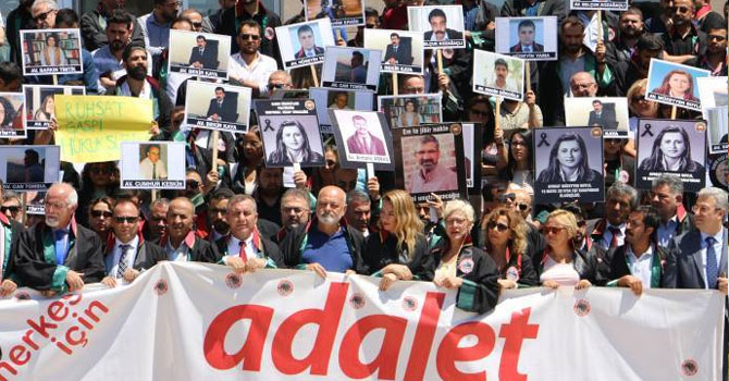 Van Barosu öncülüğünde 'Adalet nöbeti'