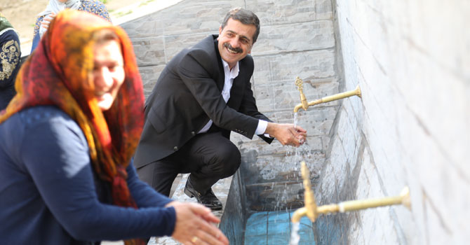 100 yıllık çeşme hizmetine açıldı