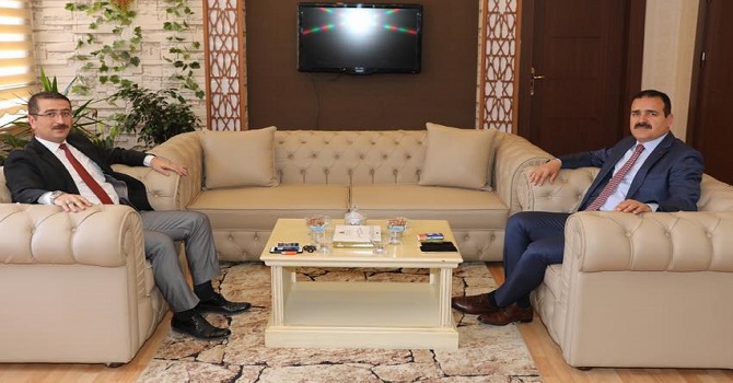 Vali Akbıyık'tan Başsavcı Çınar'a ziyaret