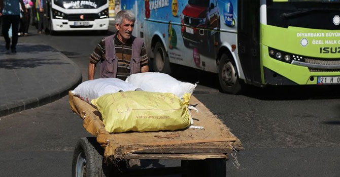 Yoksulluğun 50 yıldır değişmeyen noktası: Amele Pazarı