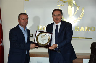 Kamu Başdenetçisi Malkoç Hakkari'de