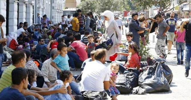 Valilik 12 bin göçmenin İstanbul’dan gönderildiğini açıkladı