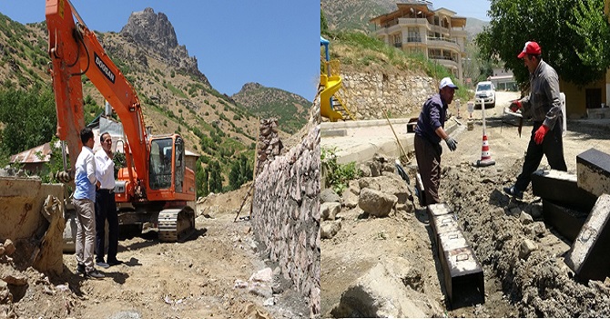 Şemdinli Belediye Başkanı Tahir Saklı Çalışmaları Yerinde İnceledi