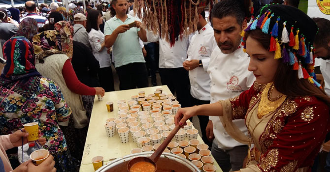 Hakkari Mutfağı Mengen Fesvtivali’nde tanıtıldı