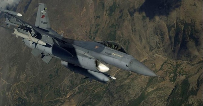 Çukurca Xane yaylasına F-16 ile hava harekatı