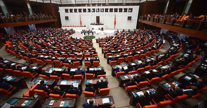 Hazine 5 partiye 419 milyon lira yardım yapacak