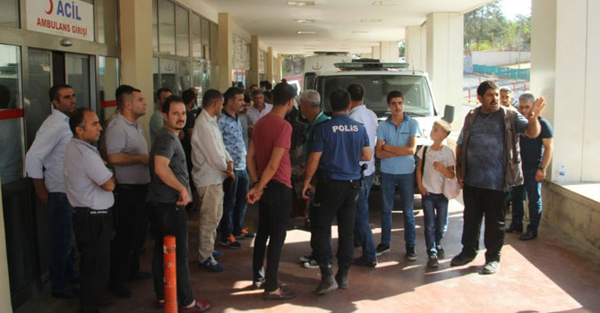 Ölen babasının cesedini morgdan çıkarıp acile getirdi