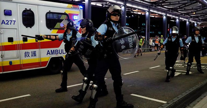 Çin'den Batı'ya Hong Kong uyarısı