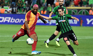 Galatasaray Denizlispor'a 2: 0 yenildi