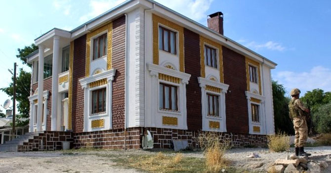 Tarla sulama kavgası kanlı bitti: 1 ölü, 8 yaralı