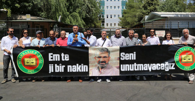 Diyarbakır Barosu töreni reddetti: Tüm baroları Diyarbakır’a davet ediyoruz