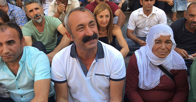 Maçoğlu'undan kayyım protestosuna destek