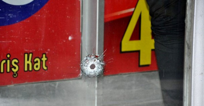 Yüksekova'da silahlı saldırı: 1 yaralı